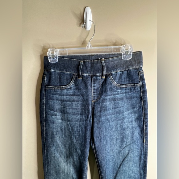 The limited denim high waisted flare size 2 - Picture 8 of 11